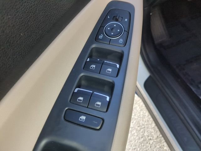 Used 2022 Hyundai Santa Fe SE image 19