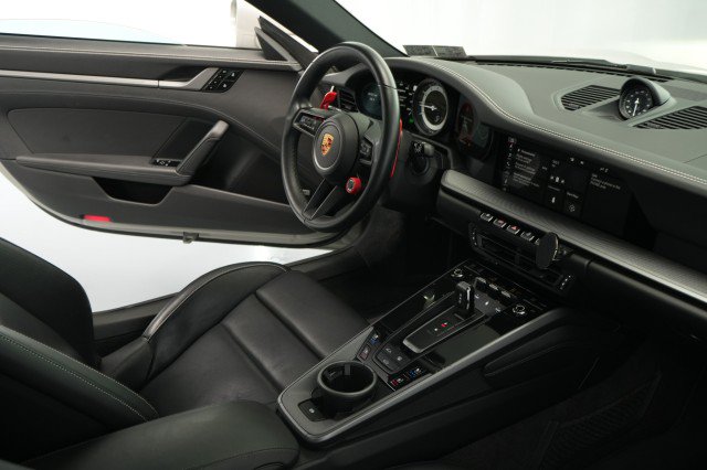 Used 2020 Porsche 911 Carrera 4S AWD/4WD image 70