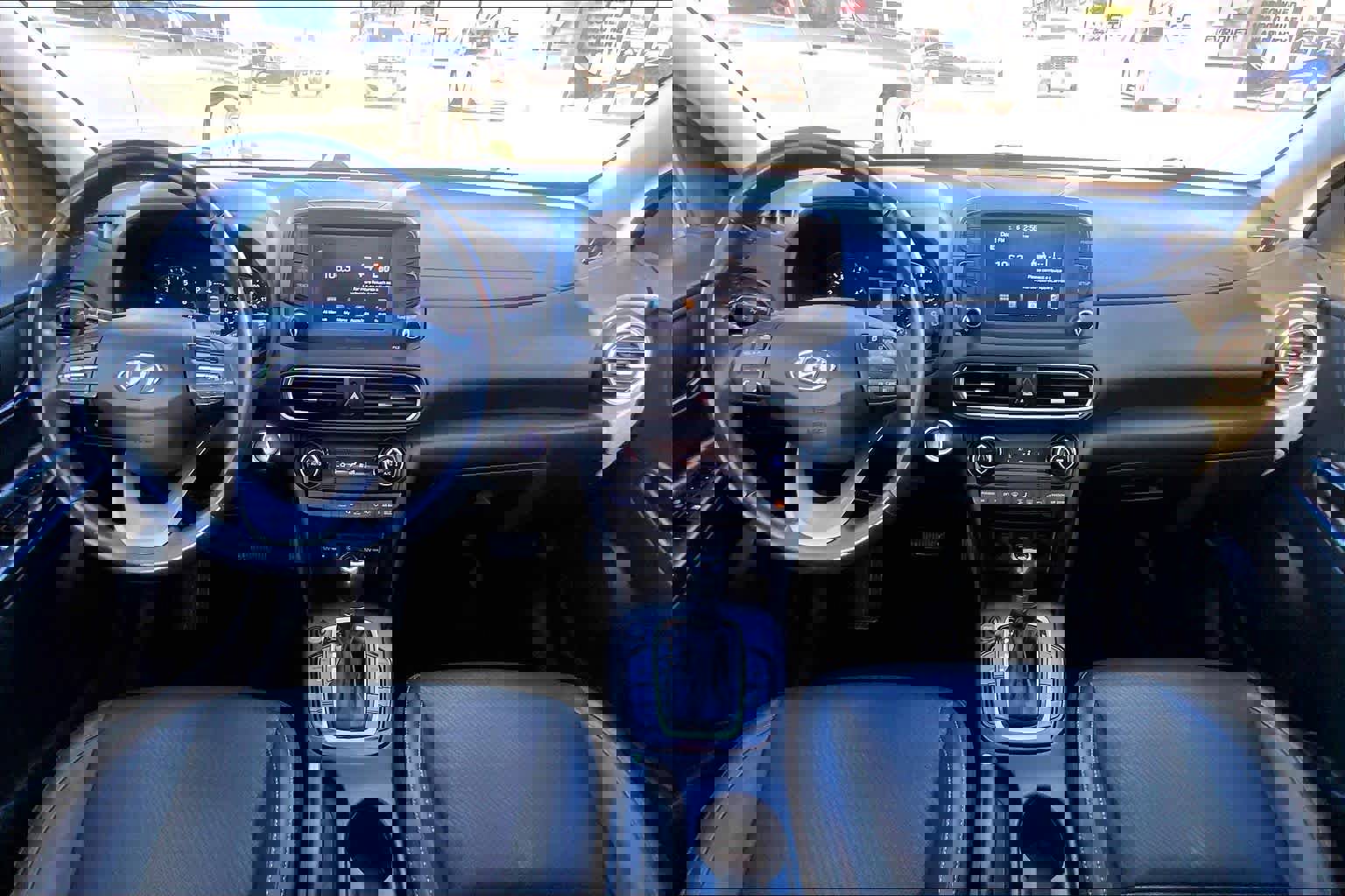 Used 2018 Hyundai Kona Limited image 15