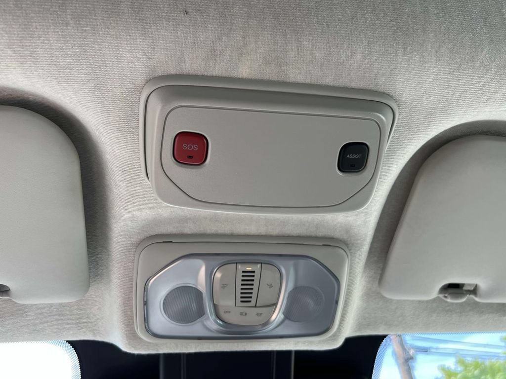 Used 2024 RAM ProMaster 3500 w/ Delivery Van Package FWD image 33