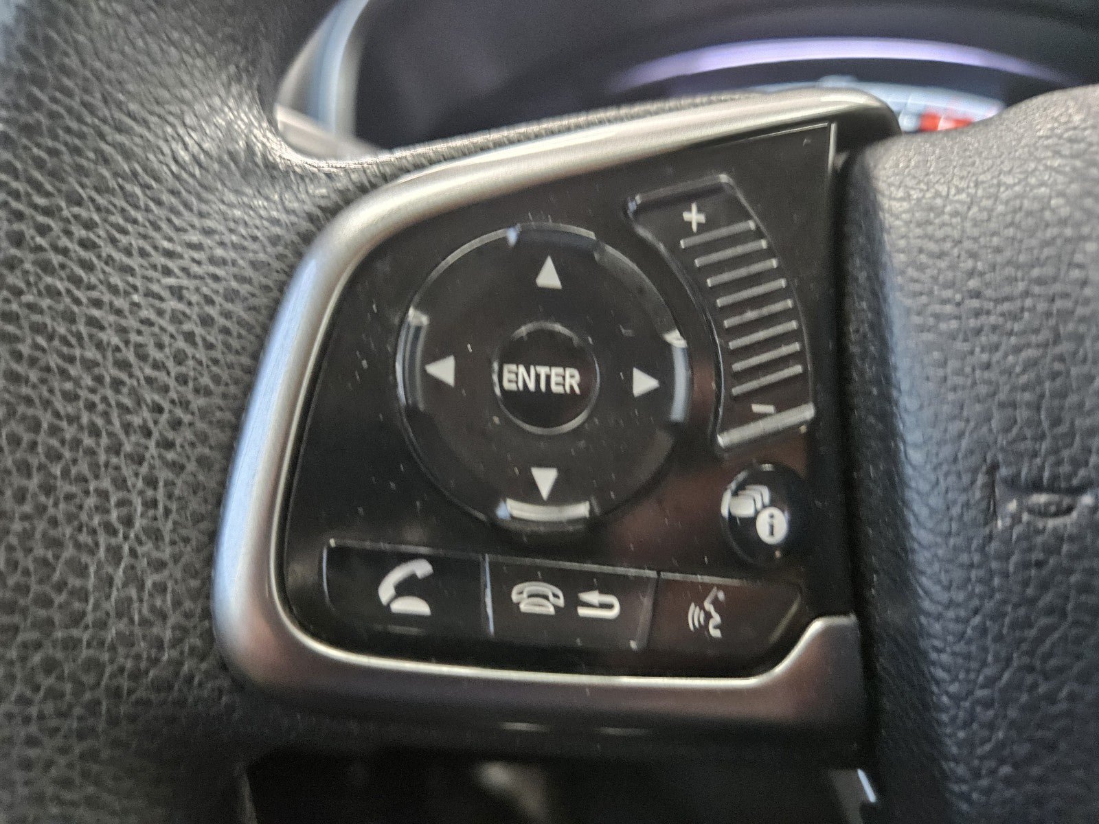 Used 2018 Honda CR-V EX image 29