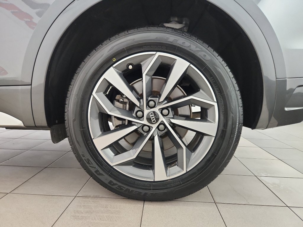 Used 2023 Audi Q5 2.0T Premium Plus w/ Premium Plus Package image 45