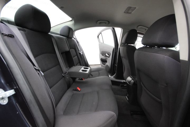 Used 2014 Chevrolet Cruze LT image 23