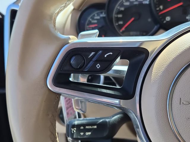 Used 2016 Porsche Cayenne image 29