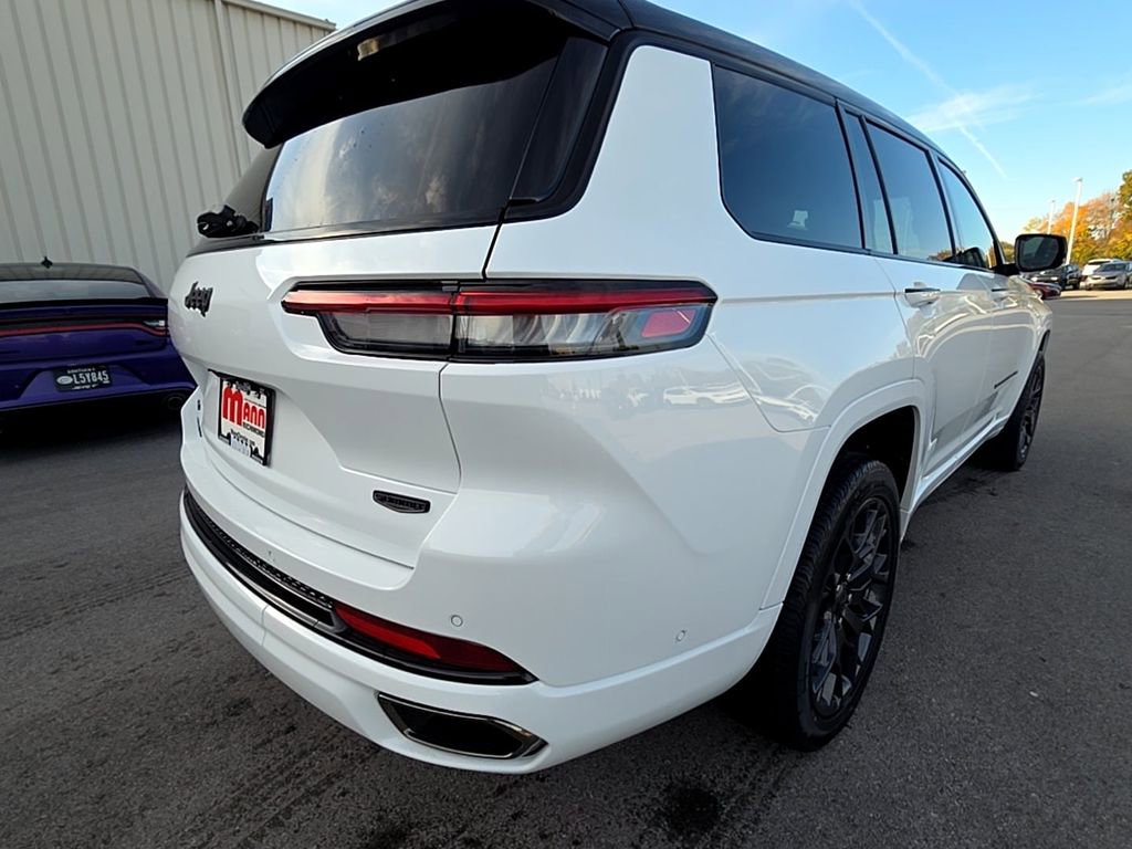 New 2025 Jeep Grand Cherokee L Summit image 5