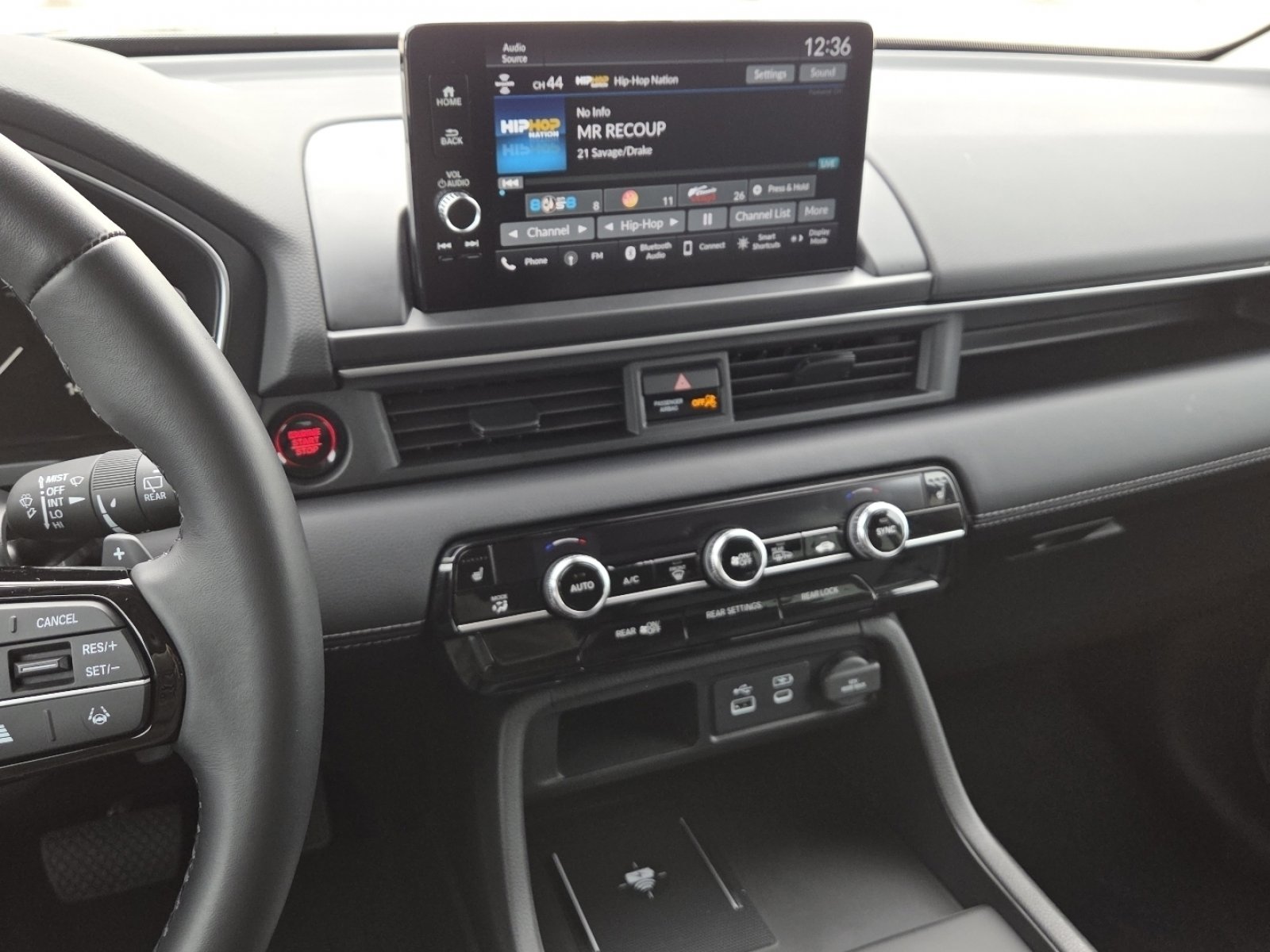 Used 2025 Honda Pilot EX-L image 30