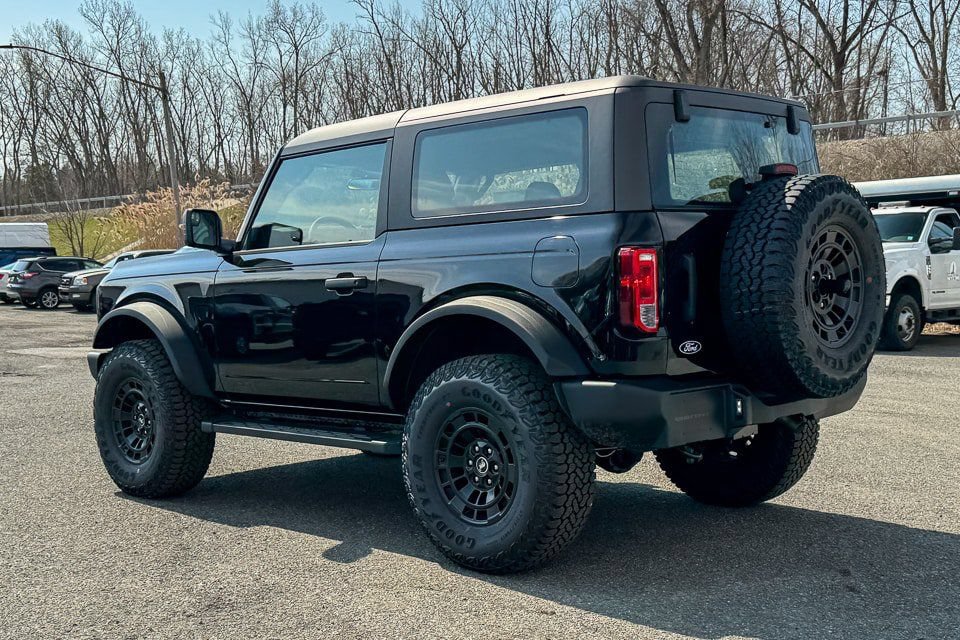New 2026 Ford Bronco 2-Door w/ Sasquatch Package AWD/4WD image 5