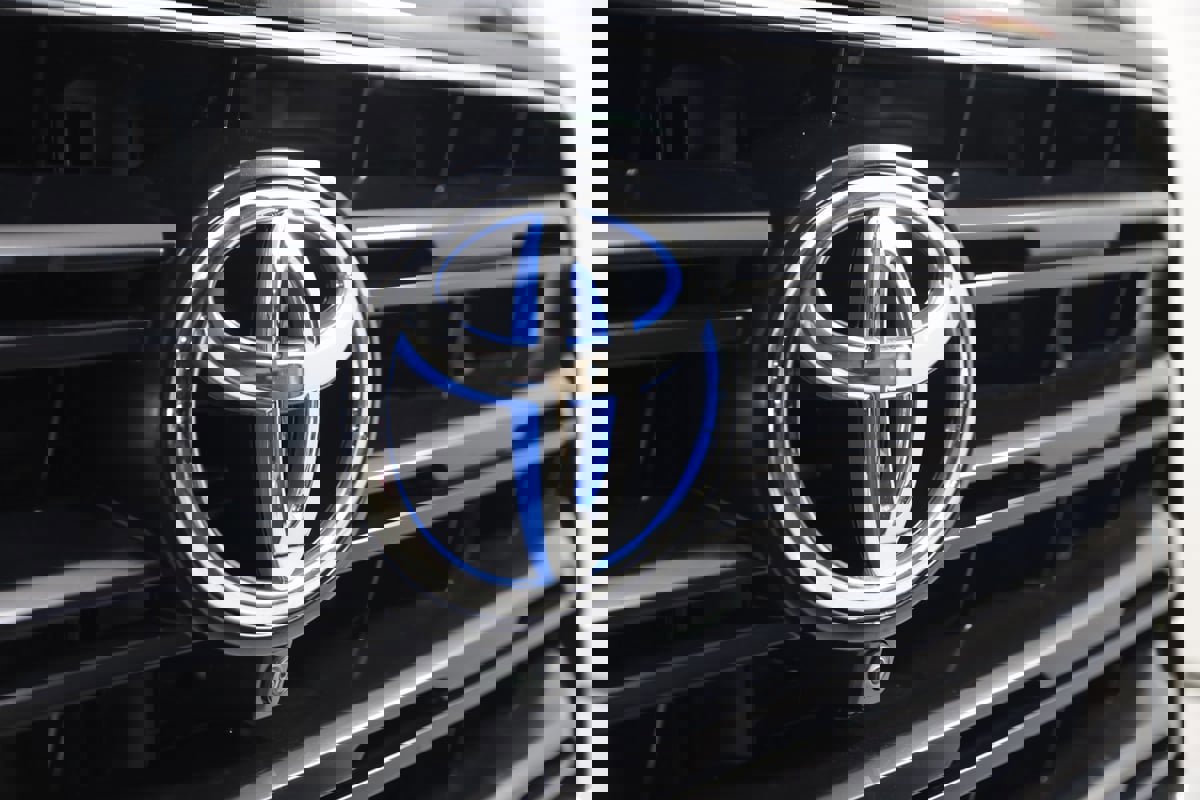 Used 2024 Toyota Sequoia Limited image 19