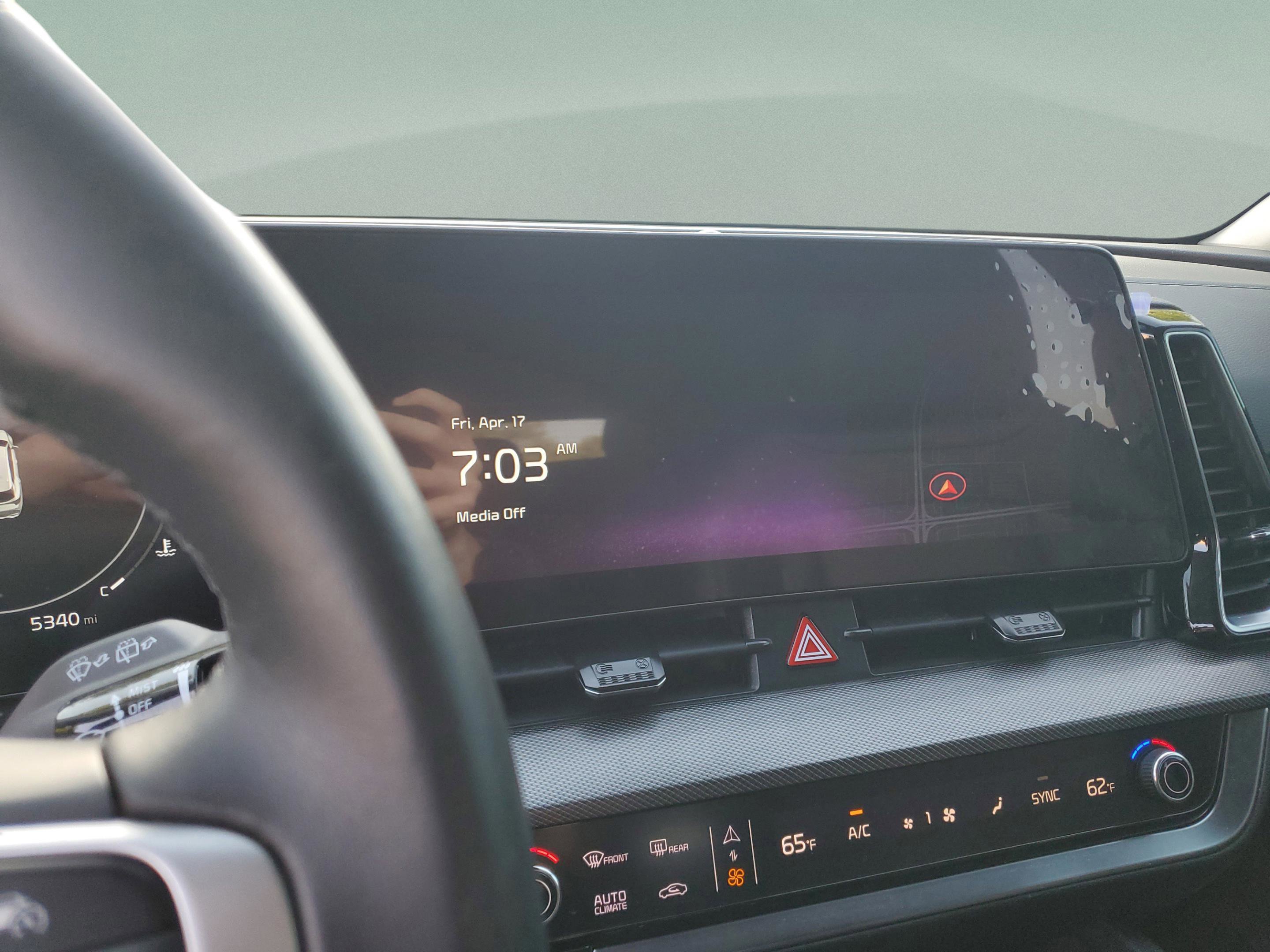 Used 2025 Kia Sportage SX image 19