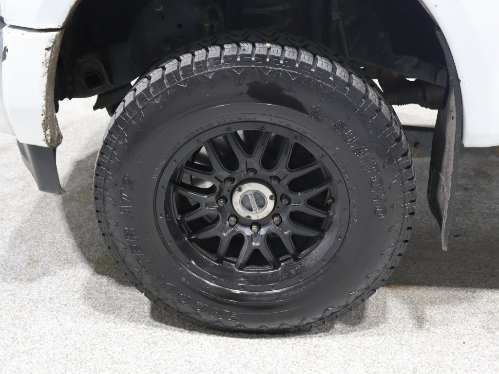 Used 2017 Ford F250 XLT AWD/4WD image 9