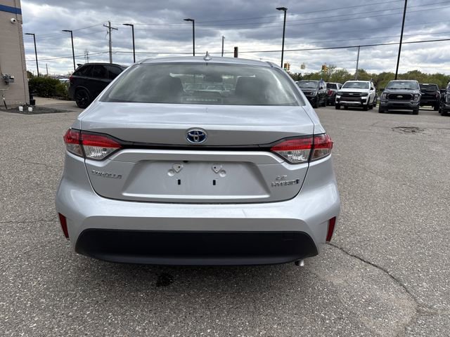 Used 2024 Toyota Corolla LE AWD/4WD image 15