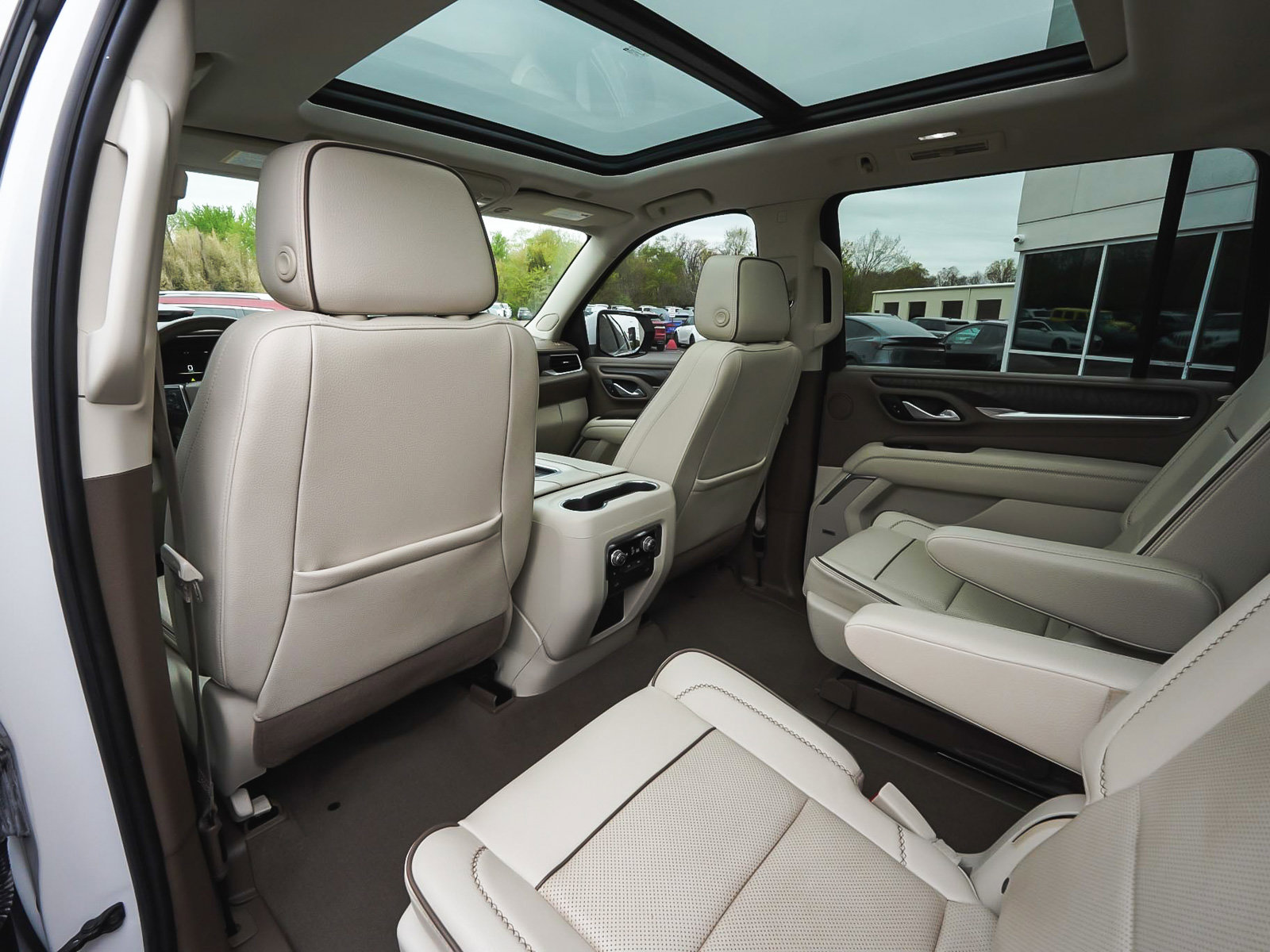 Used 2022 GMC Yukon XL Denali w/ Max Trailering Package AWD/4WD image 33