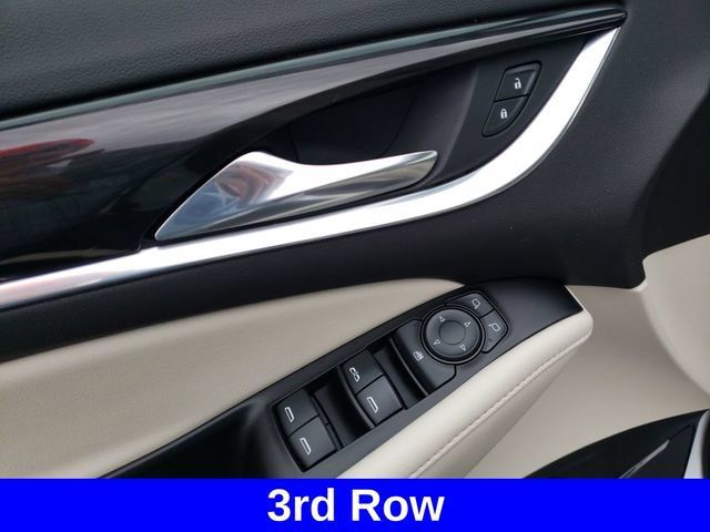 Used 2024 Buick Enclave Essence w/ Sport Touring Edition AWD/4WD image 11