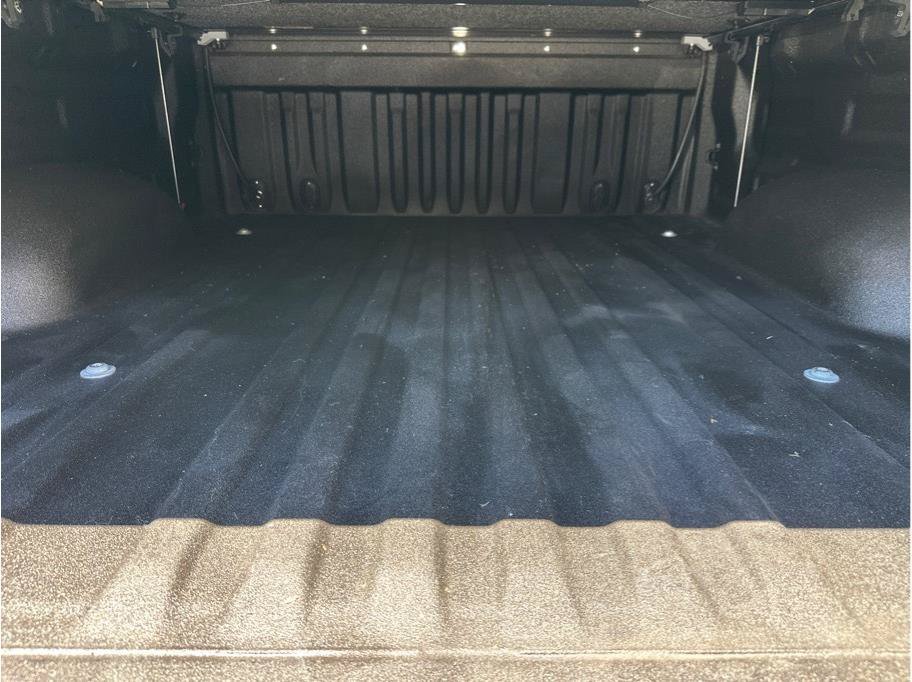 Used 2019 Toyota Tundra SR5 AWD/4WD image 15