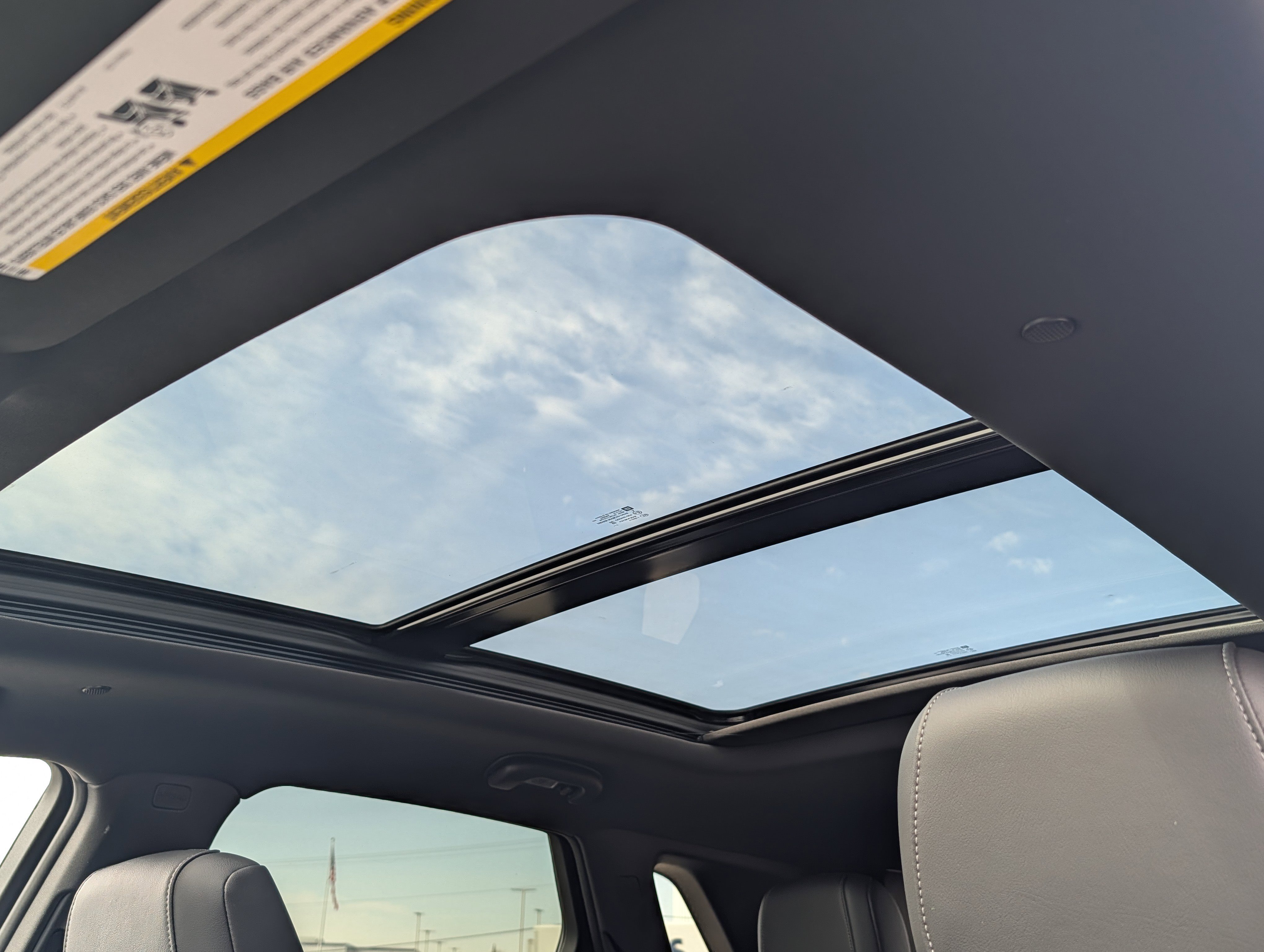 New 2026 Cadillac XT5 Premium Luxury w/ LPO, Floor Liner Package image 30