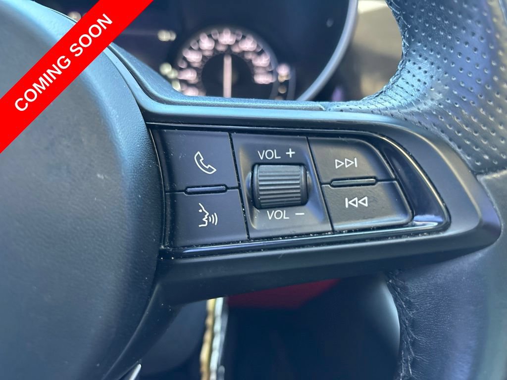 Used 2020 Alfa Romeo Giulia w/ Nero Edizione RWD image 25