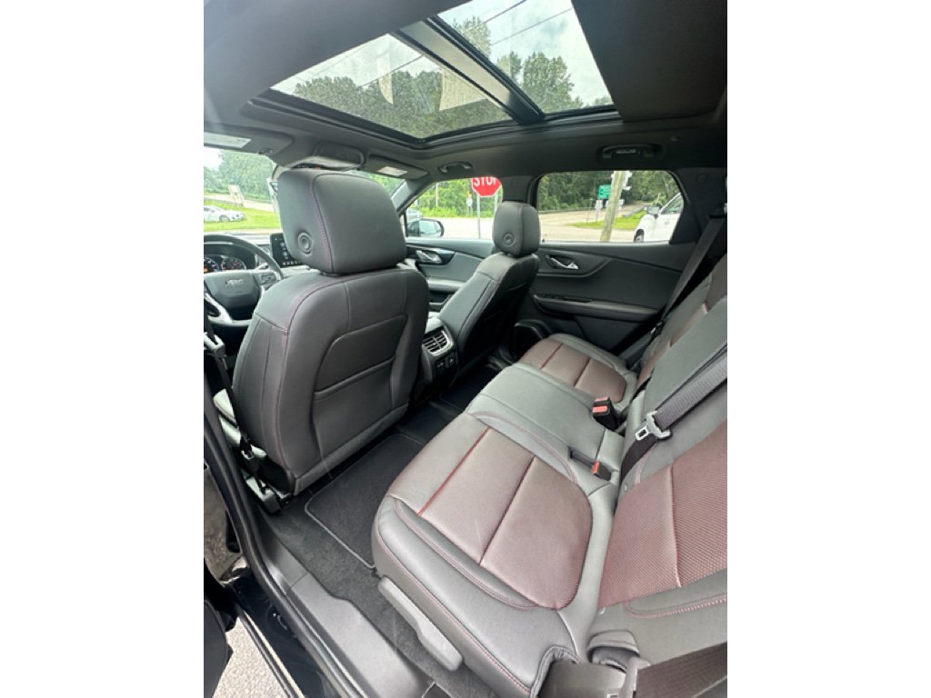 New 2025 Chevrolet Blazer RS w/ Driver Confidence II Package image 19