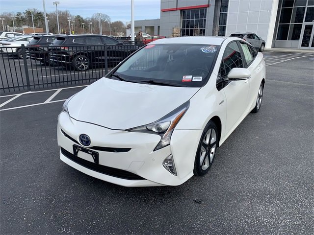 Used 2017 Toyota Prius Four Touring image 4