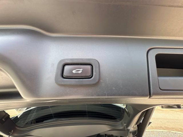 Used 2021 Land Rover Range Rover Evoque S AWD/4WD image 27