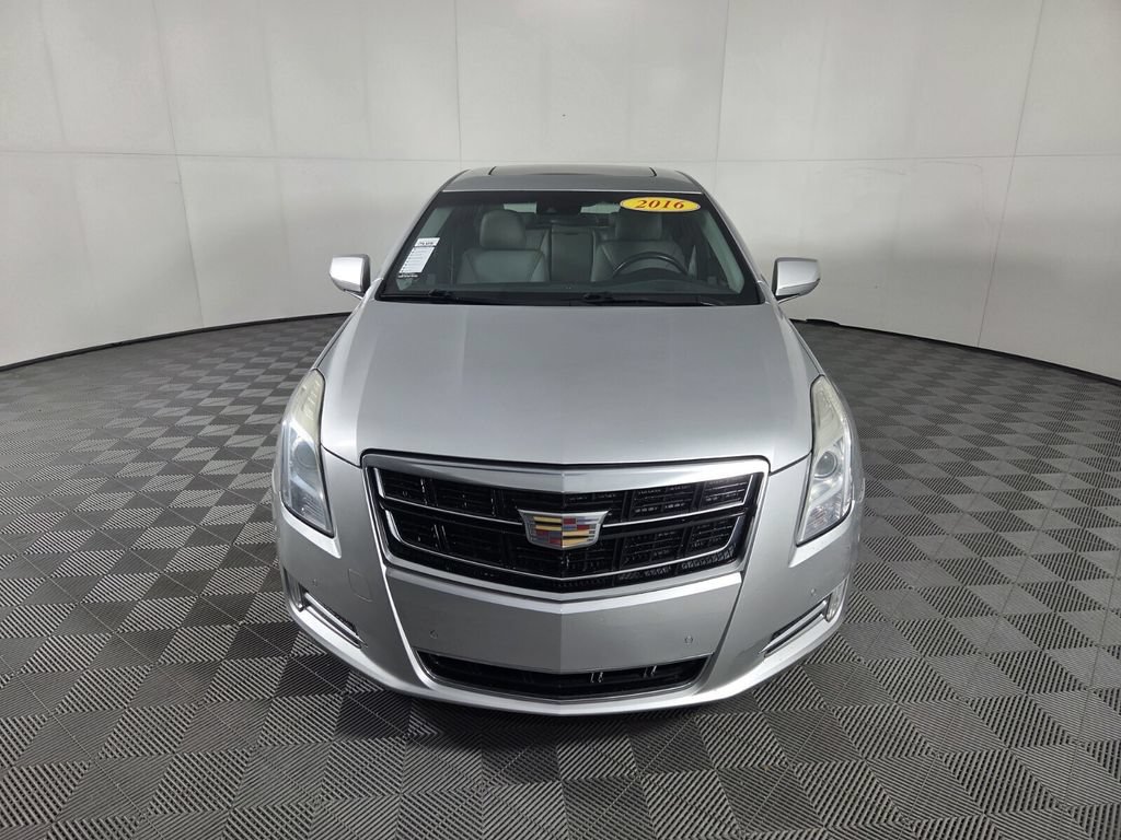 Used 2016 Cadillac XTS Luxury w/ Driver Awareness Package FWD image 3