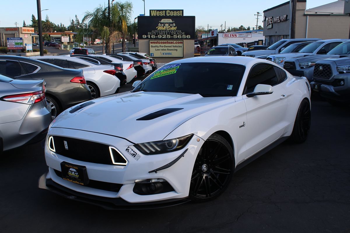 Used 2016 Ford Mustang GT w/ Interior & Wheel Package RWD image 2