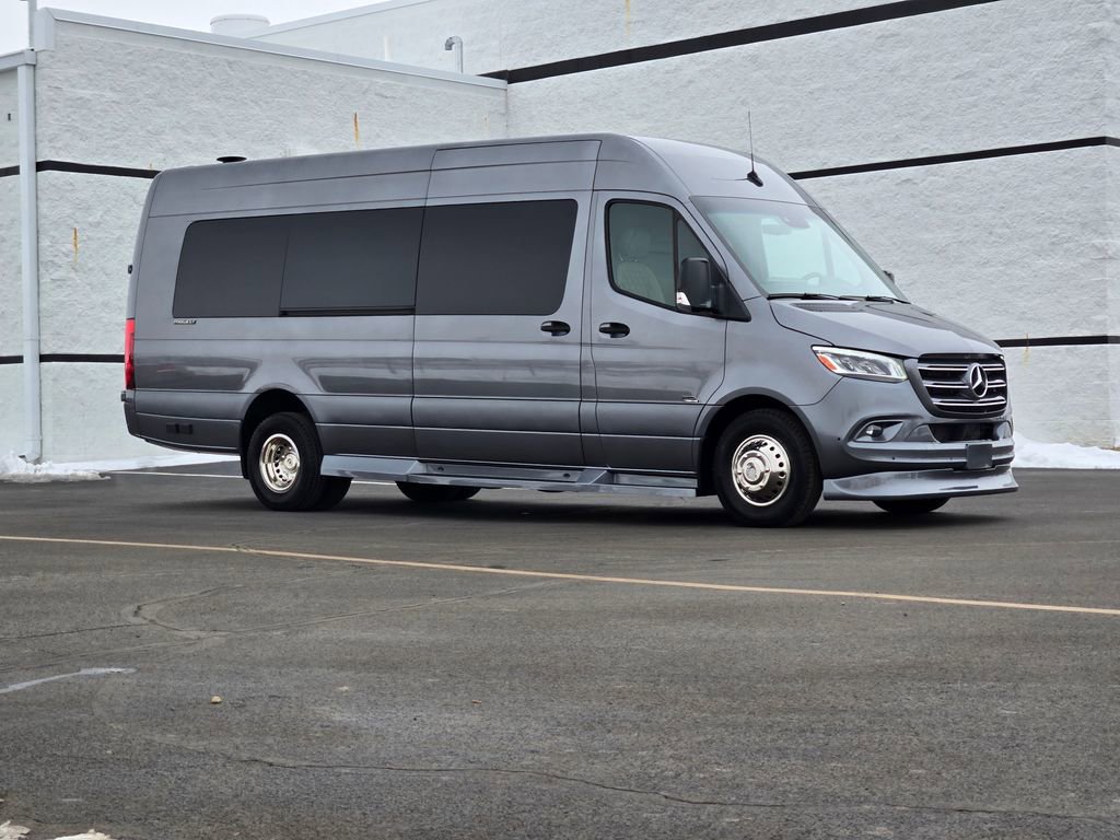 Used 2023 Mercedes-Benz Sprinter 3500 w/ Parking Package image 3
