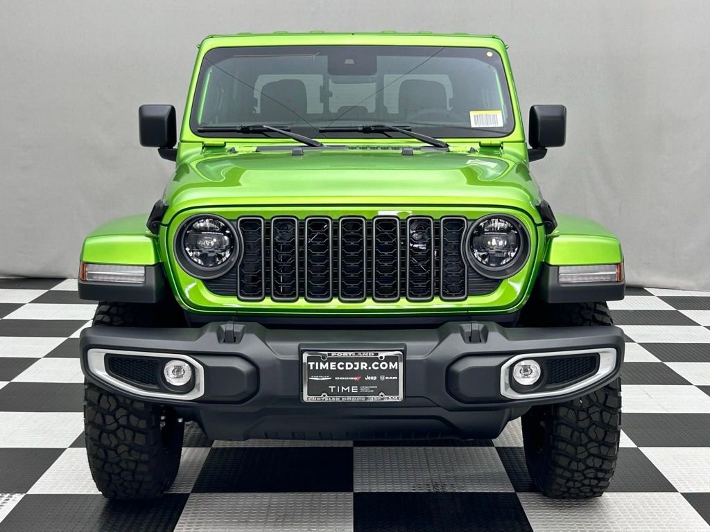 New 2025 Jeep Gladiator Sport image 3