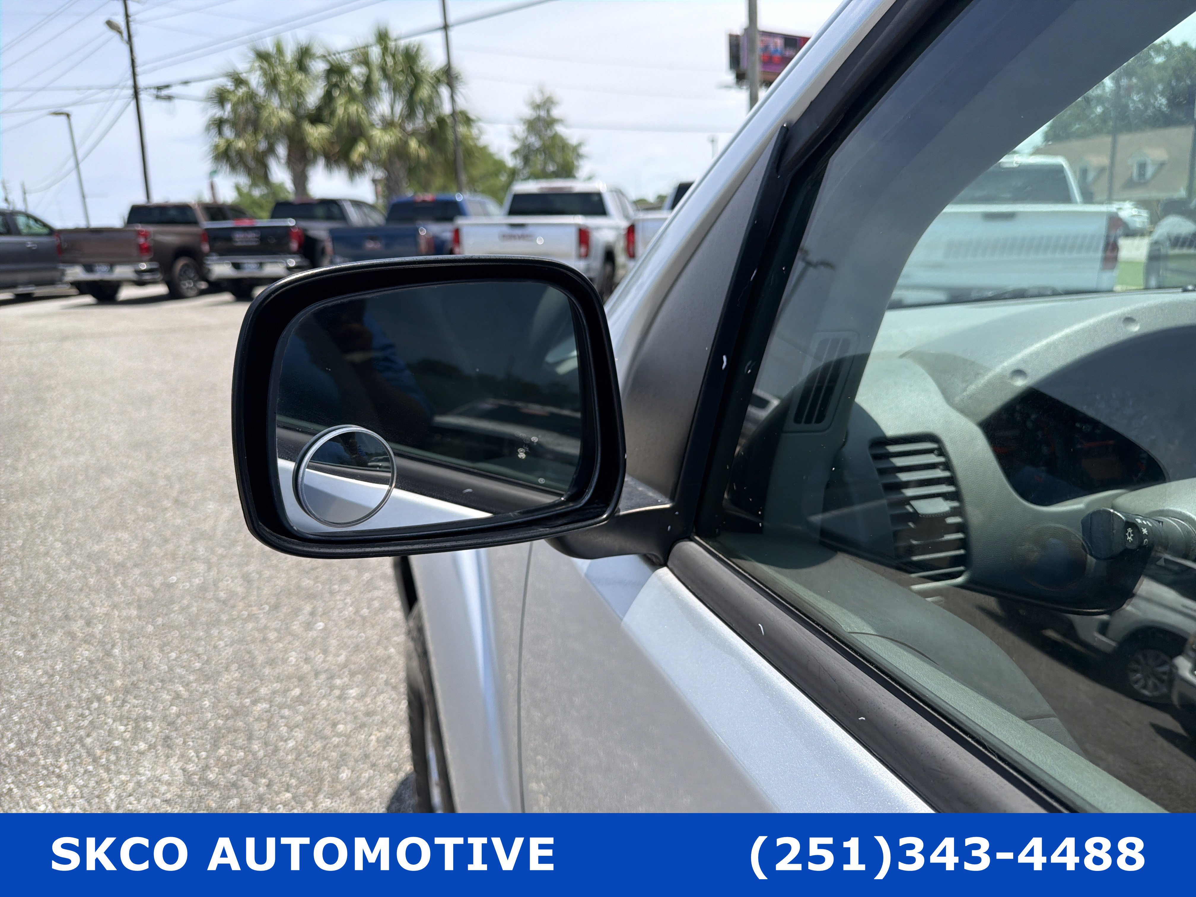 Used 2019 Nissan Frontier SV w/ Value Truck Package AWD/4WD image 10