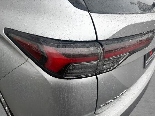 New 2026 Mitsubishi Outlander ES image 32