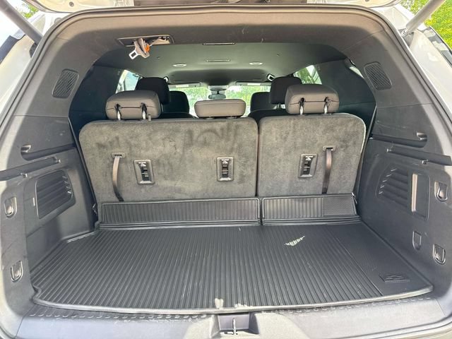 Used 2024 Chevrolet Traverse LT FWD image 12