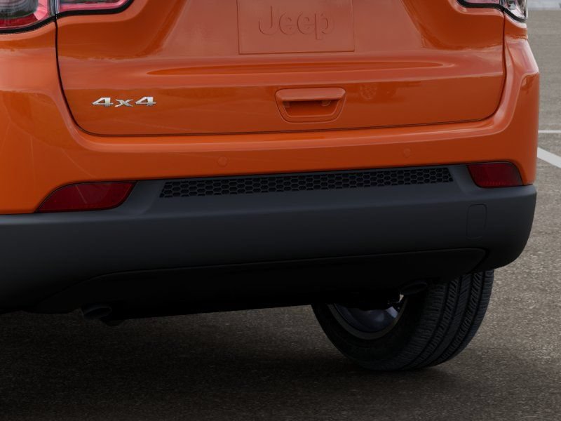 New 2026 Jeep Compass Limited w/ Sun, Sound & Navigation Group AWD/4WD image 13
