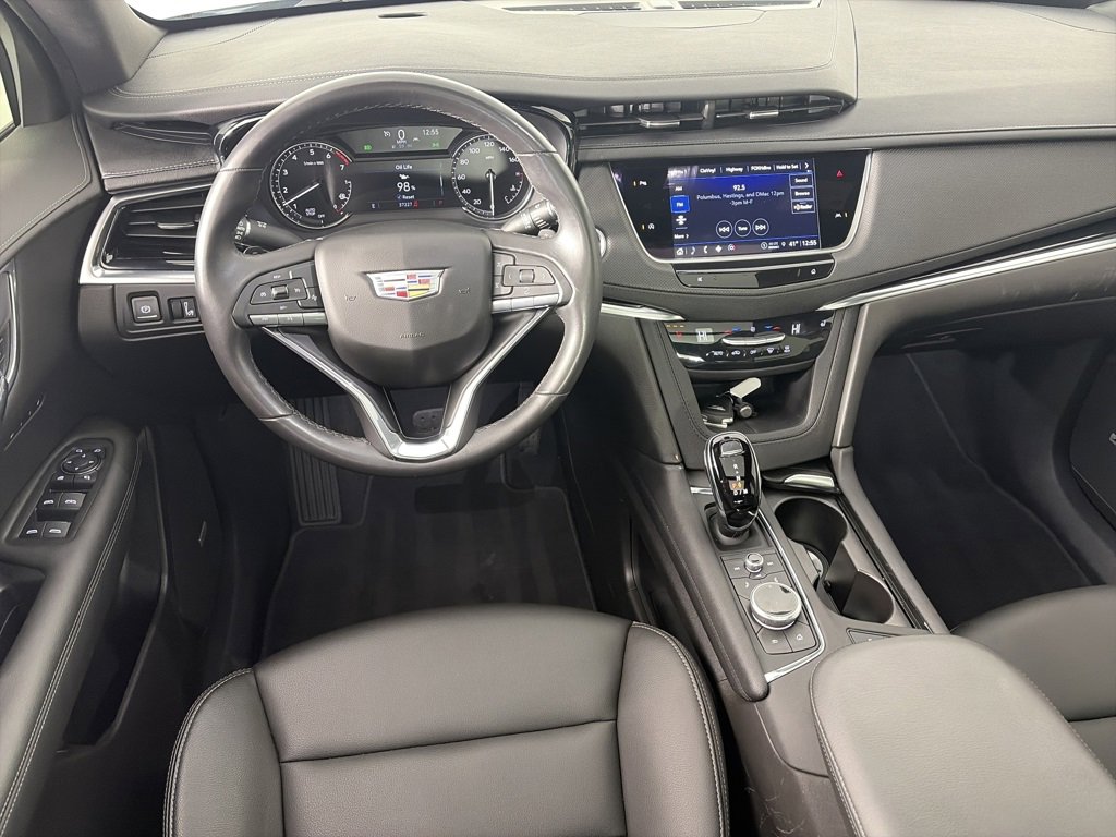 Used 2023 Cadillac XT6 Luxury image 14