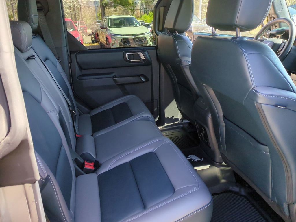 Used 2024 Ford Bronco Outer Banks AWD/4WD image 25