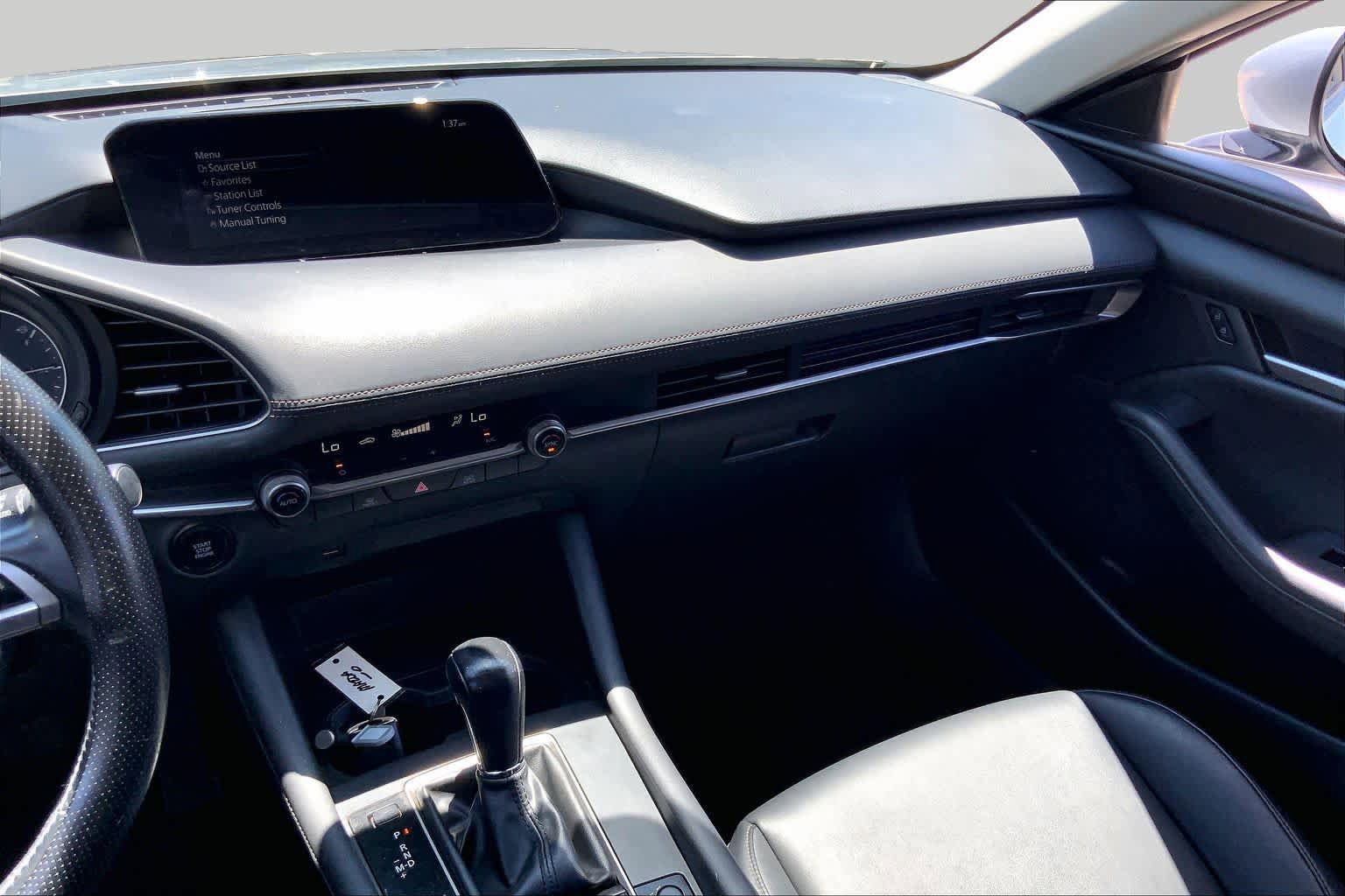 Used 2020 MAZDA MAZDA3 Sedan w/ Select Package FWD image 7