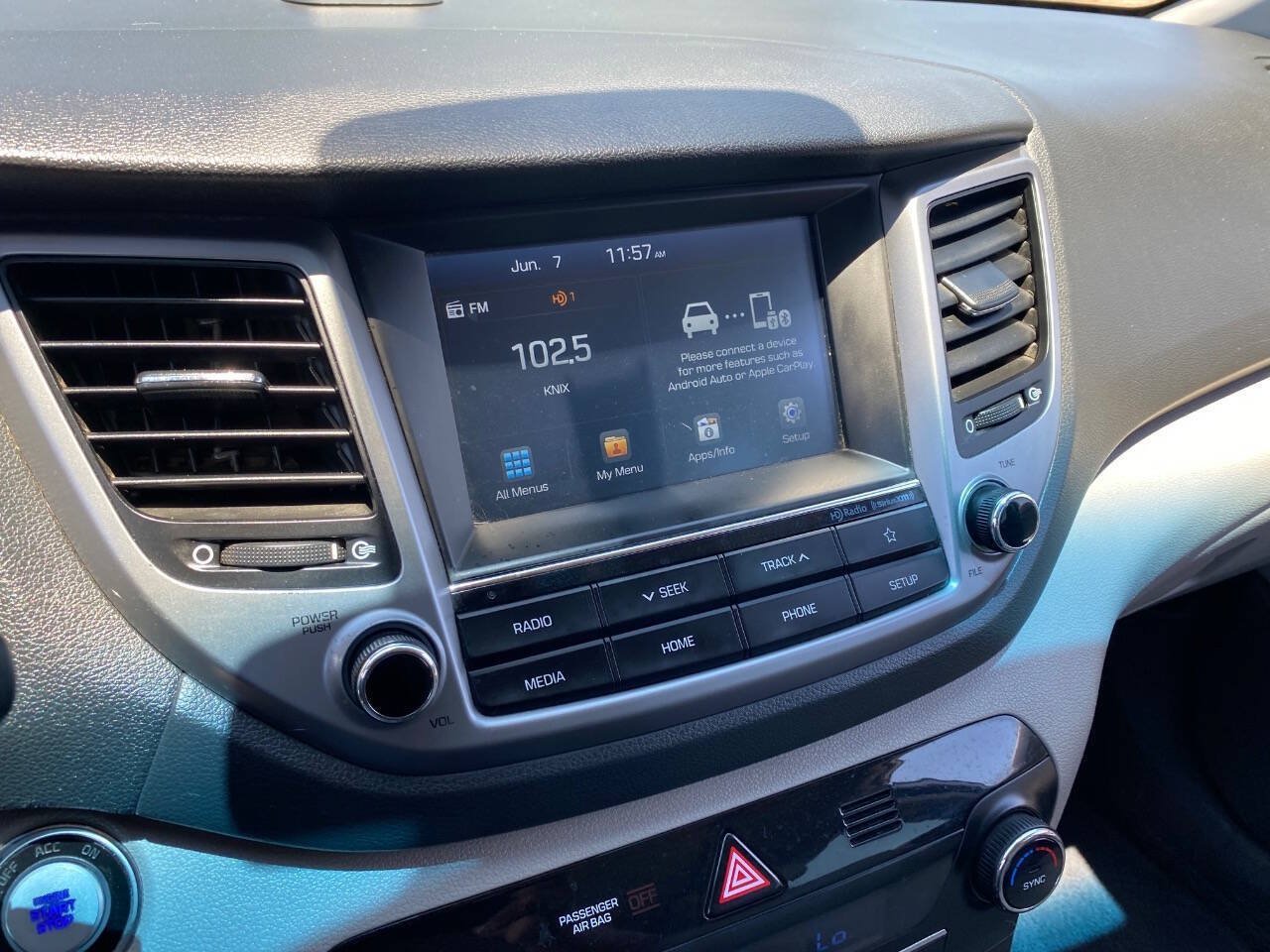 Used 2018 Hyundai Tucson Value AWD/4WD image 34
