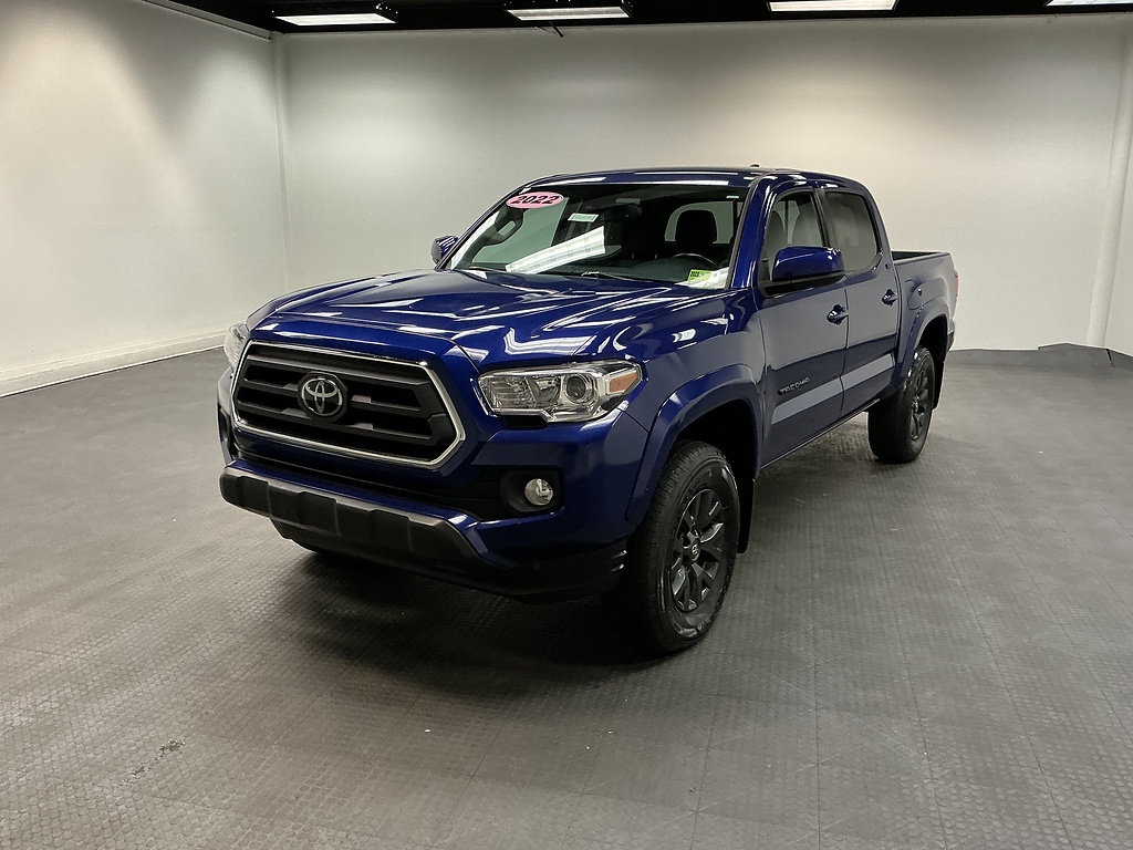 Used 2022 Toyota Tacoma SR5 w/ Black Out Package (TMS)