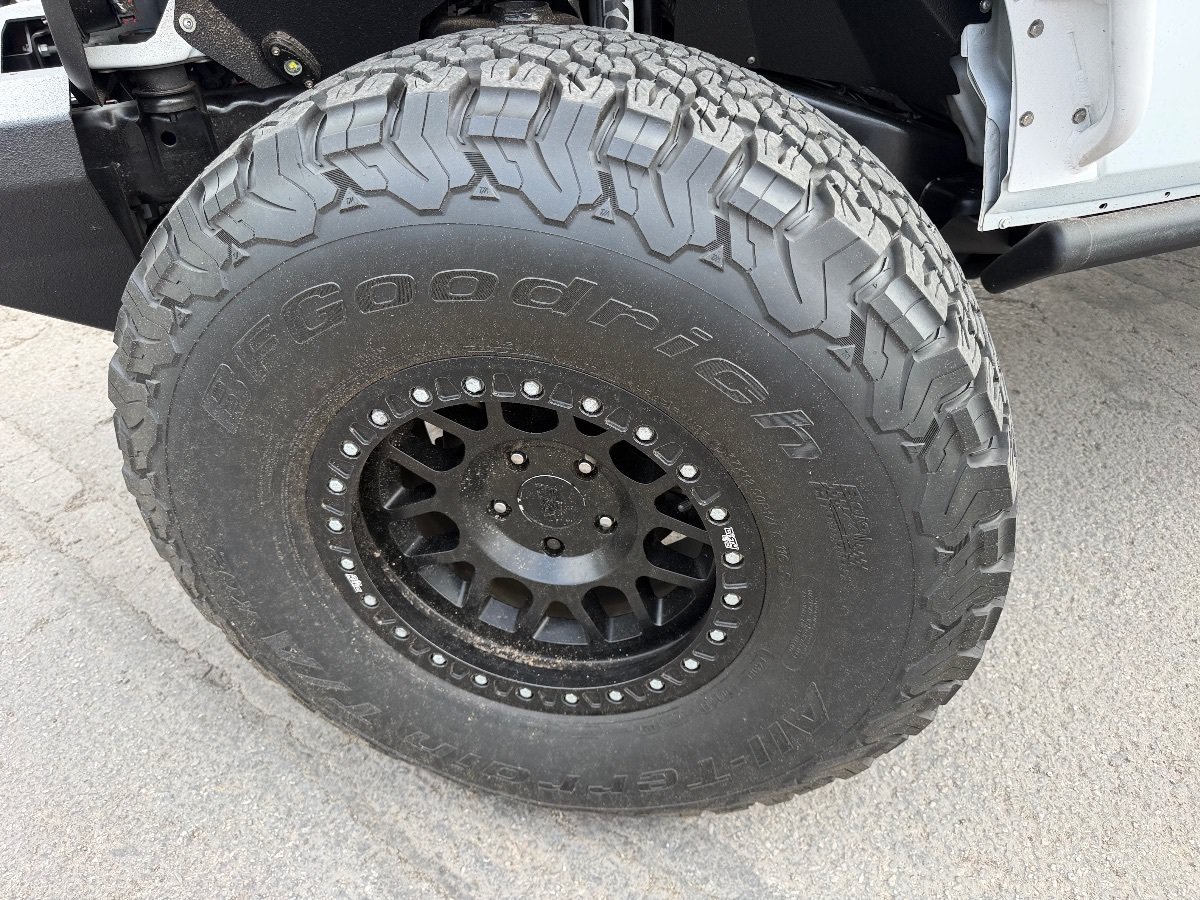 Used 2018 Jeep Wrangler Unlimited Rubicon w/ Connectivity Group AWD/4WD image 53