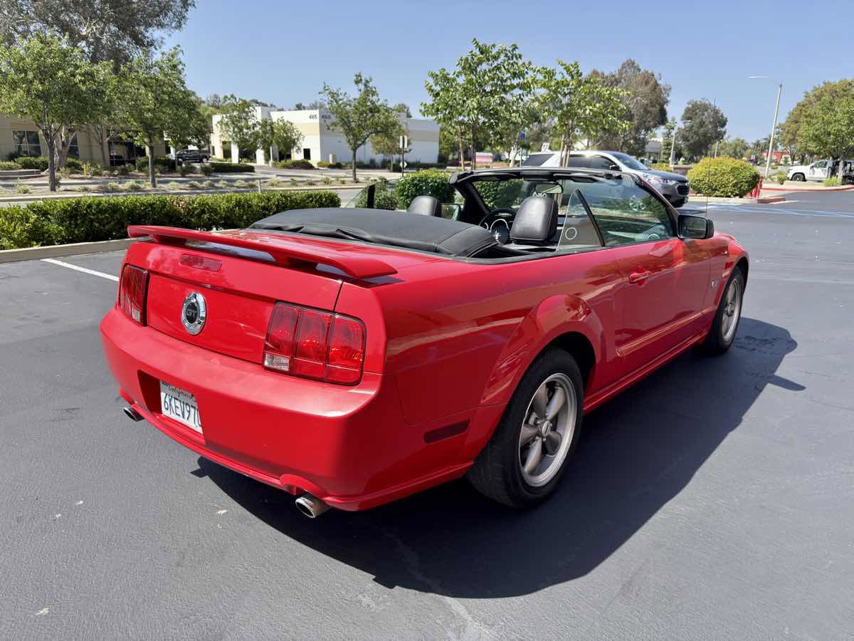 Used 2005 Ford Mustang GT image 24