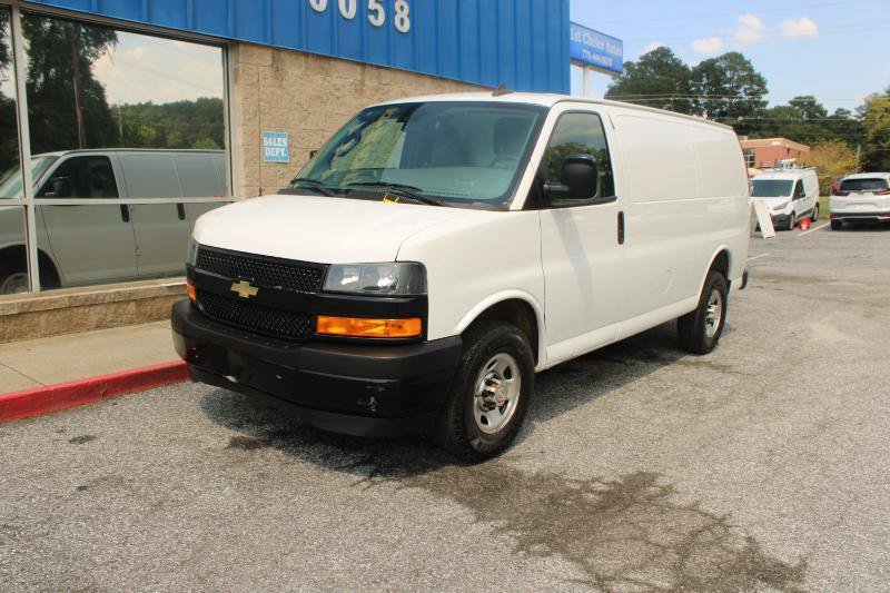 Used 2021 Chevrolet Express 2500 RWD image 3