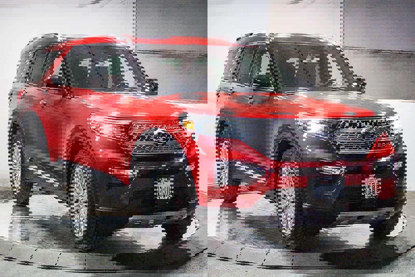 Used 2020 Ford Explorer Limited image 3