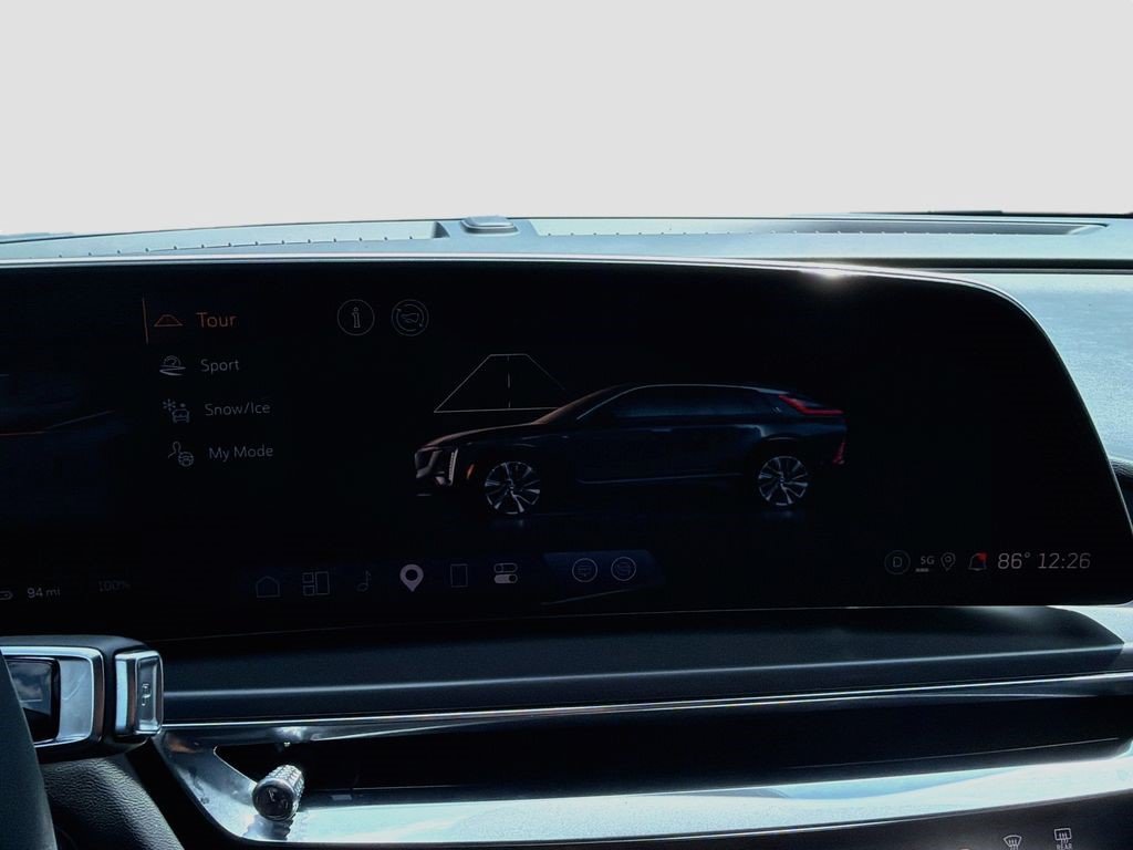 Certified 2024 Cadillac Lyriq Tech w/ Driver Assist Package RWD image 27