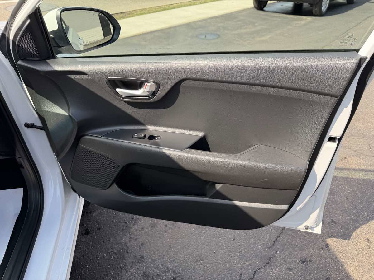 Used 2020 Kia Rio LX image 20