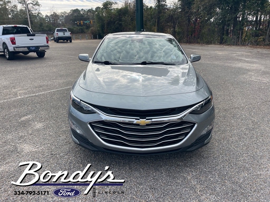 Used 2023 Chevrolet Malibu LT image 3