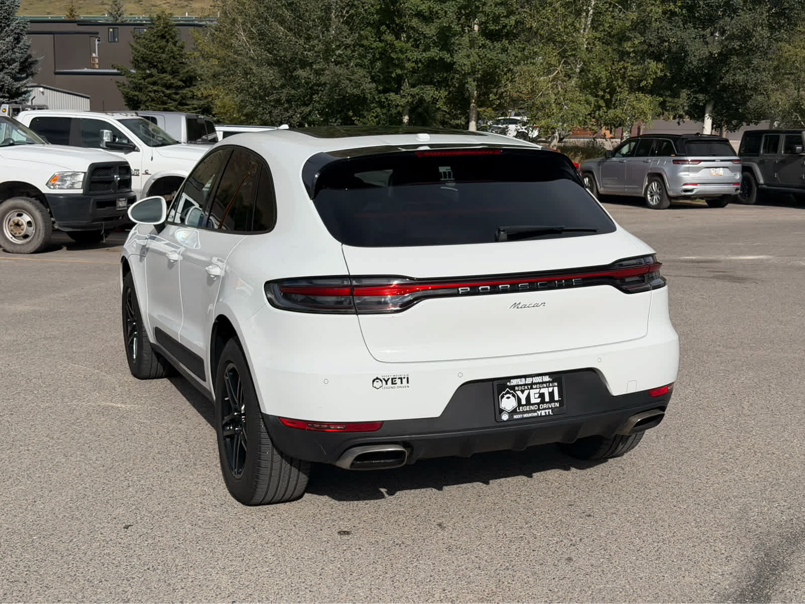 Used 2019 Porsche Macan AWD/4WD image 12