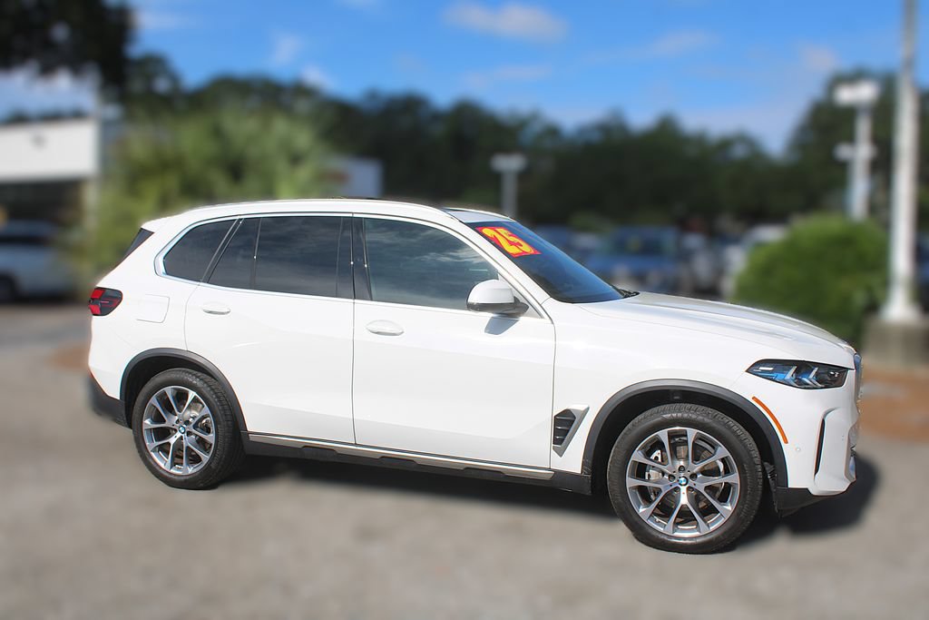 Used 2025 BMW X5 xDrive40i AWD/4WD image 4