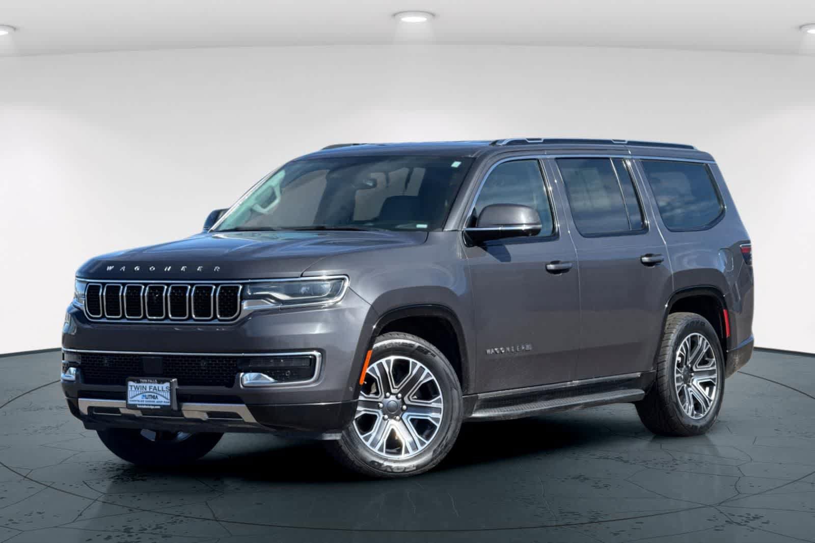 Used 2022 Jeep Wagoneer Series III w/ Convenience Group I AWD/4WD image 1