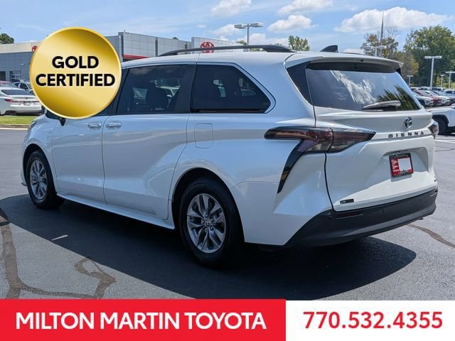 Certified 2024 Toyota Sienna XLE FWD image 4