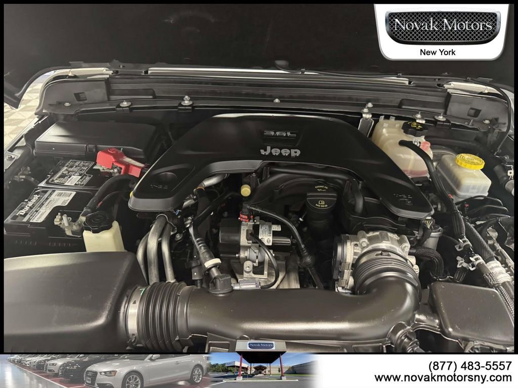 Used 2021 Jeep Wrangler Sport AWD/4WD image 14
