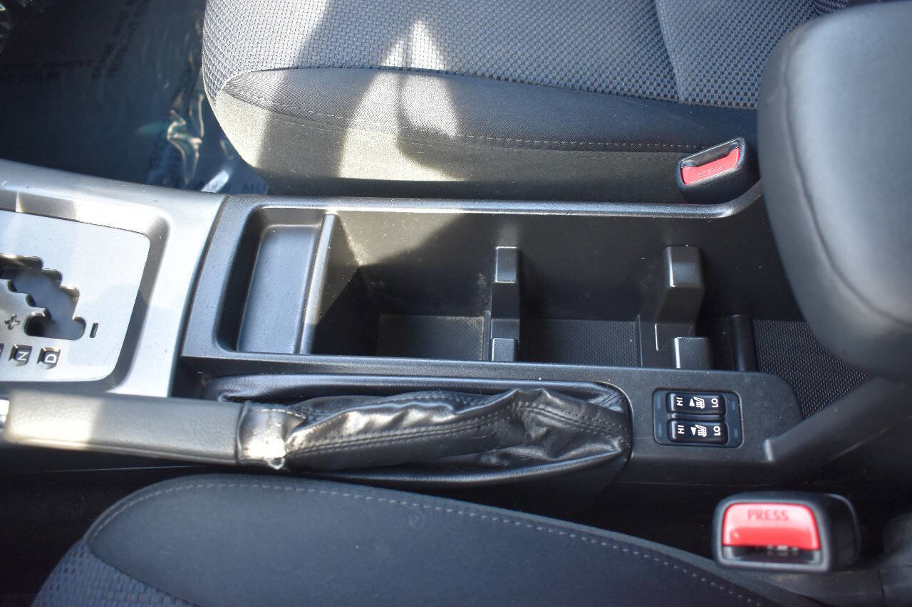 Used 2012 Subaru Forester 2.5X Premium w/ Popular Pkg 3 image 31