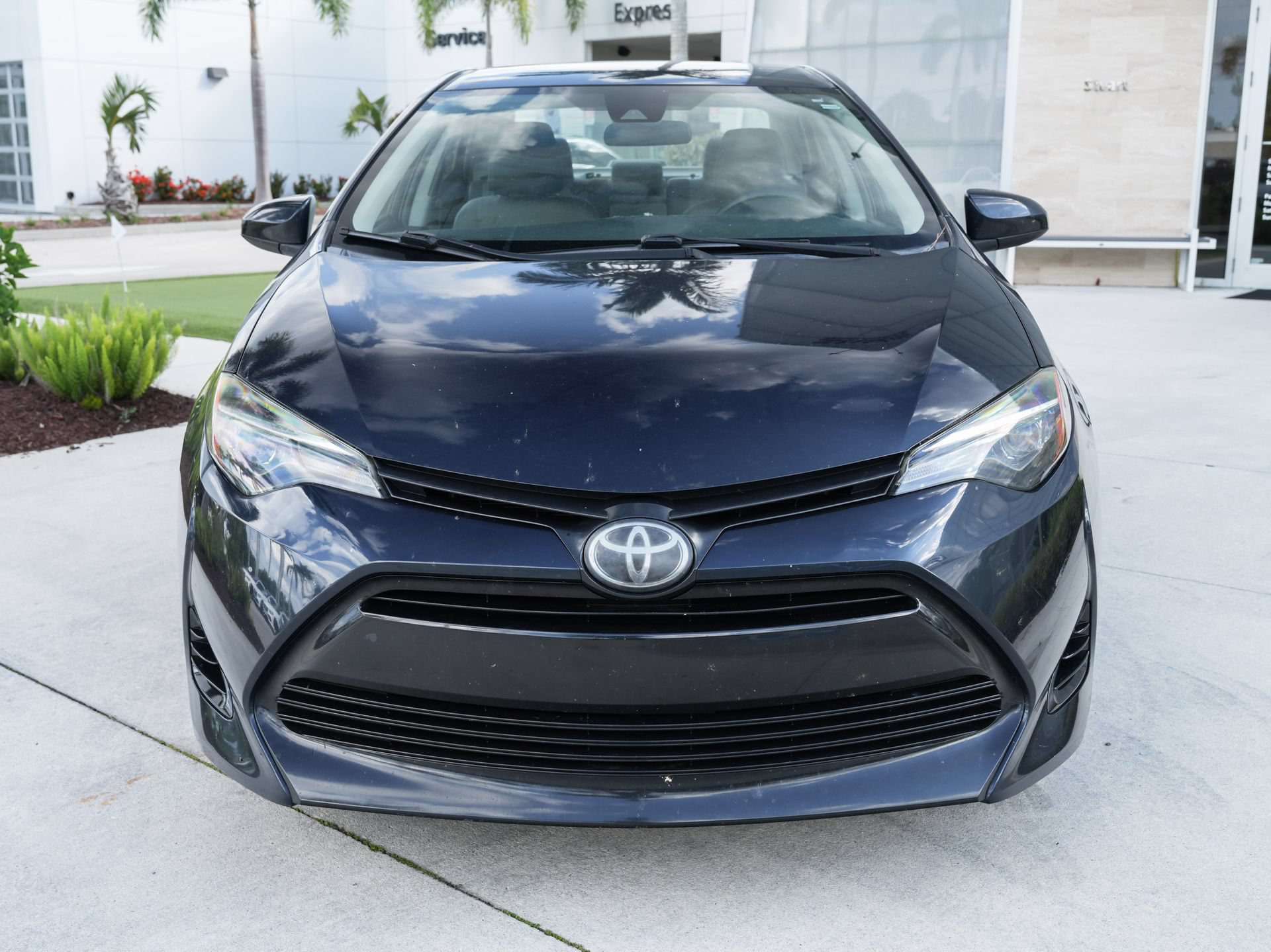 Used 2019 Toyota Corolla LE FWD image 5